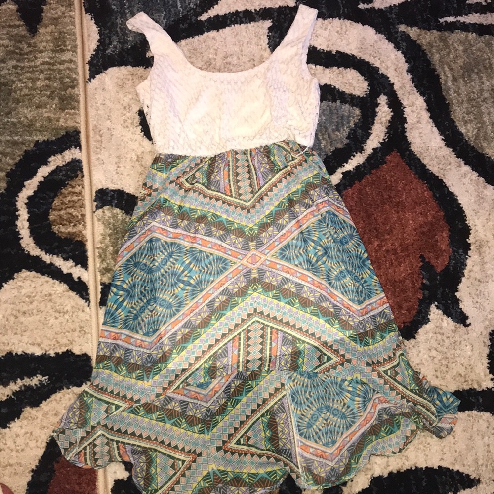 A Kohls Juniors Dress